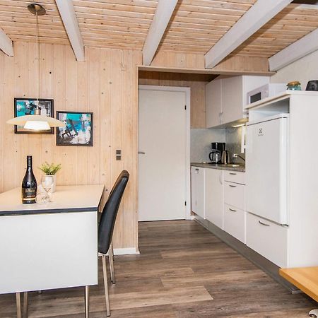 4 Person Holiday Home On A Holiday Park In Hemmet Bagian luar foto