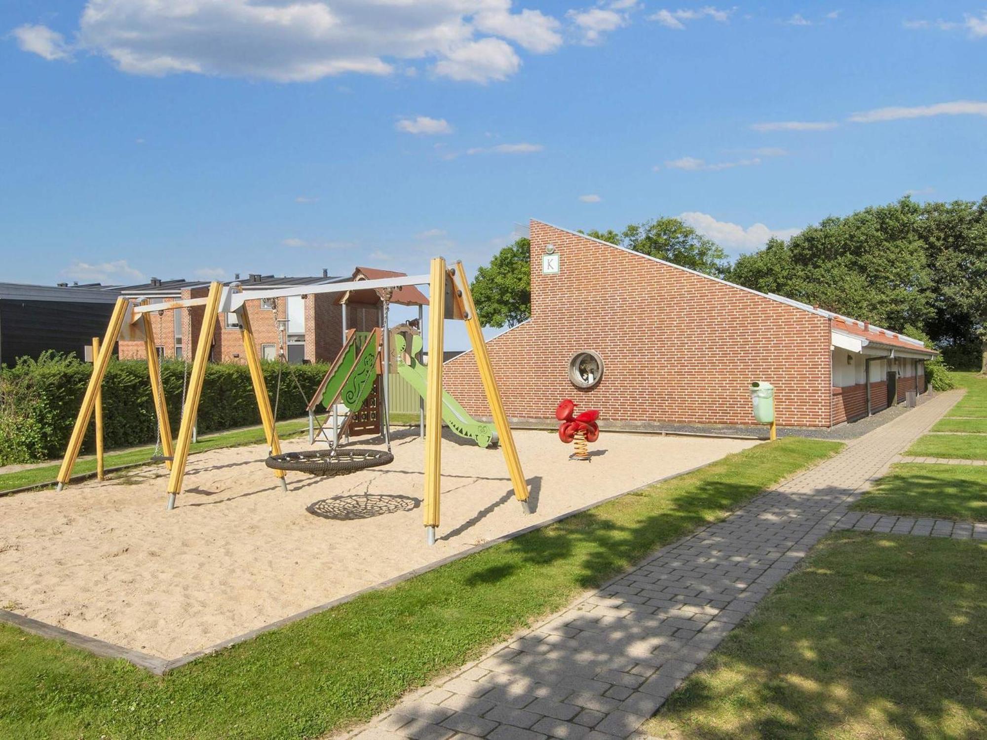 4 Person Holiday Home On A Holiday Park In Hemmet Bagian luar foto