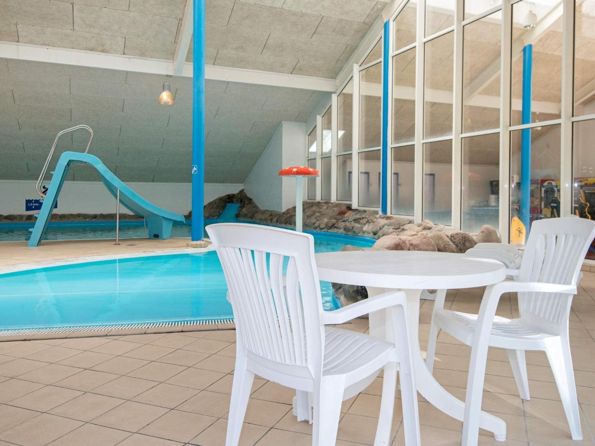 4 Person Holiday Home On A Holiday Park In Hemmet Bagian luar foto