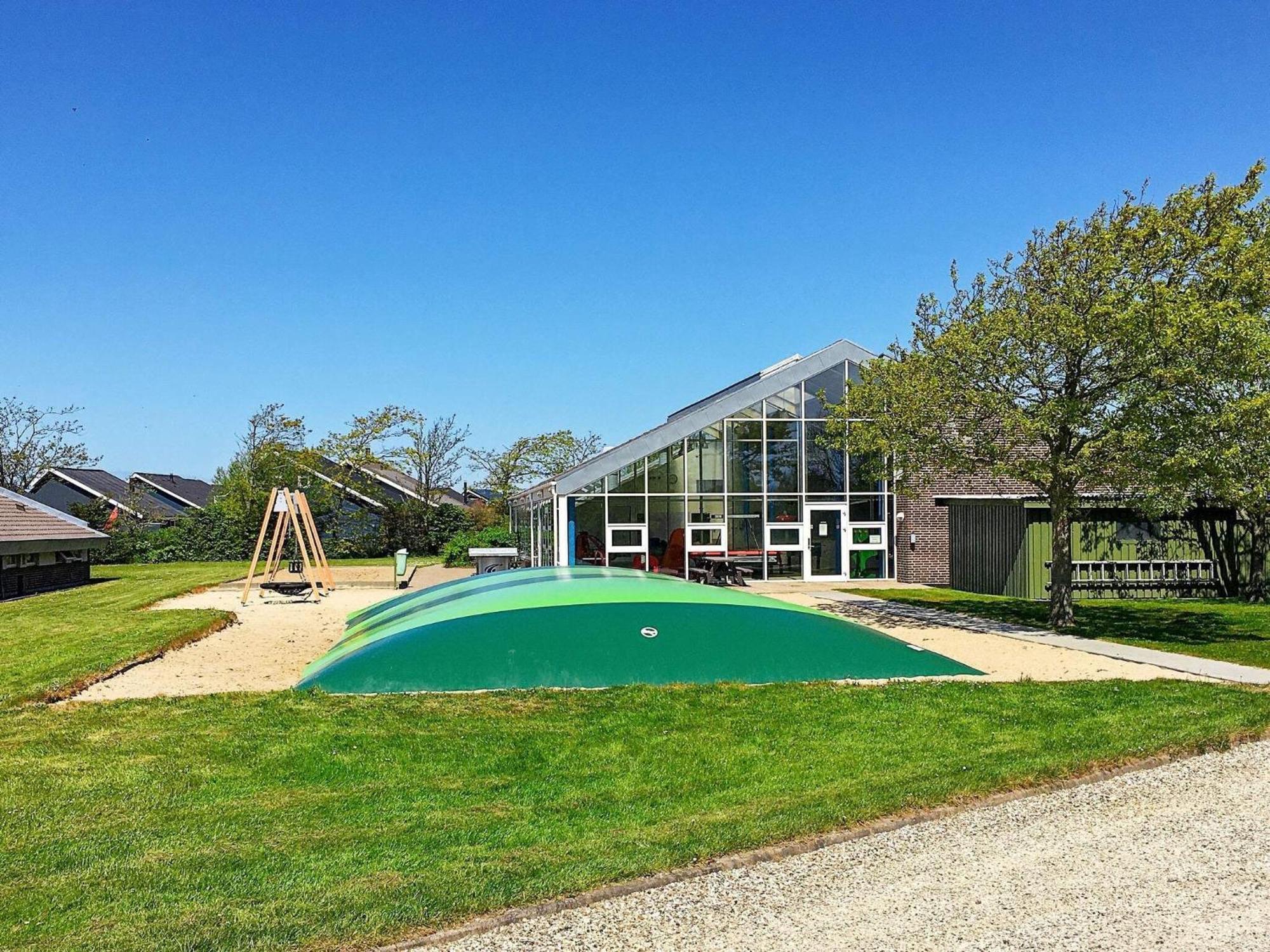 4 Person Holiday Home On A Holiday Park In Hemmet Bagian luar foto