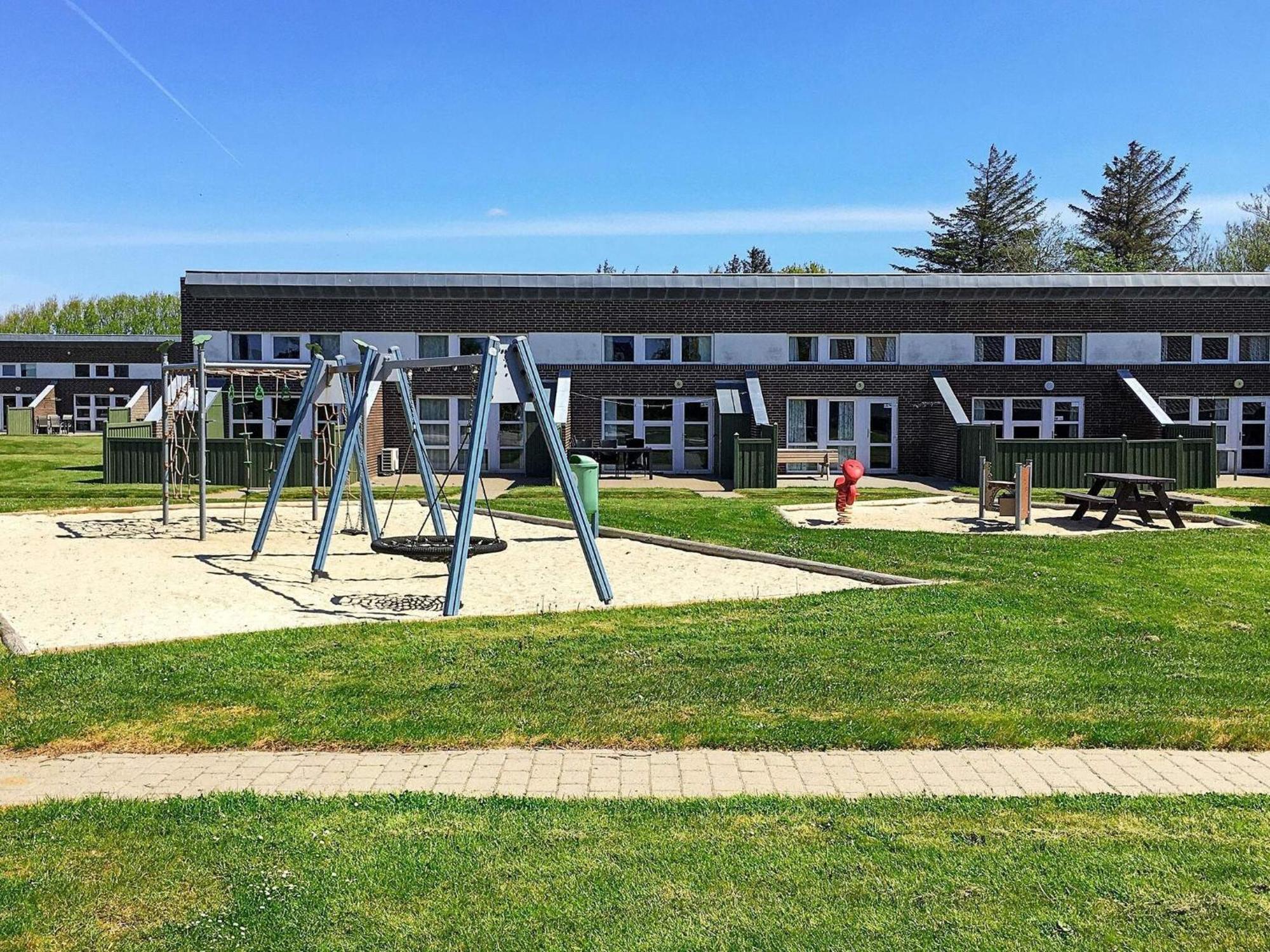 4 Person Holiday Home On A Holiday Park In Hemmet Bagian luar foto